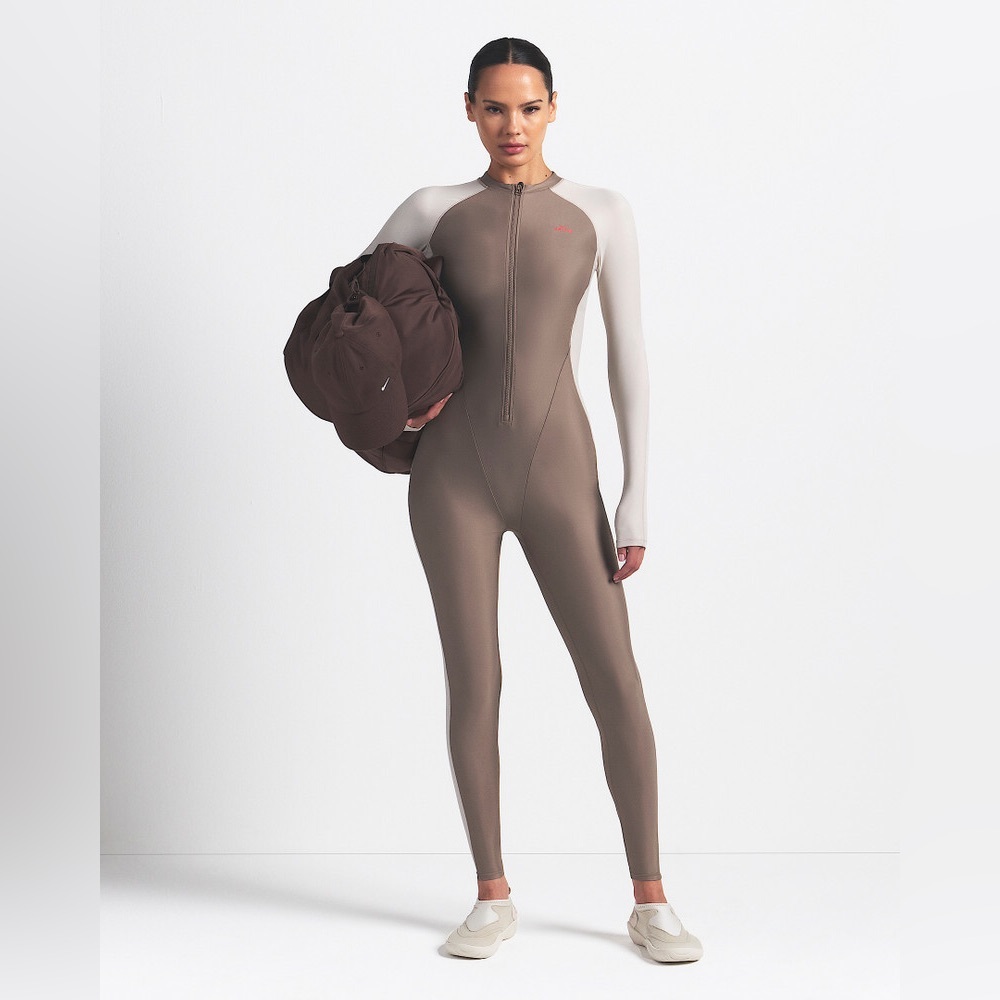 NikeSKIMS SHINE Women's Zip Front Long Bodysuit